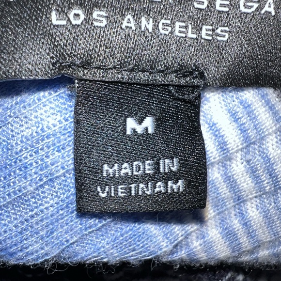 Laundry By Shelli Segal Halter Tank Top - Picture 8 of 9